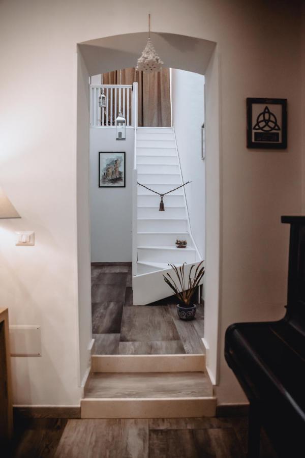 Aleandre Bed & Breakfast Foggia Bagian luar foto