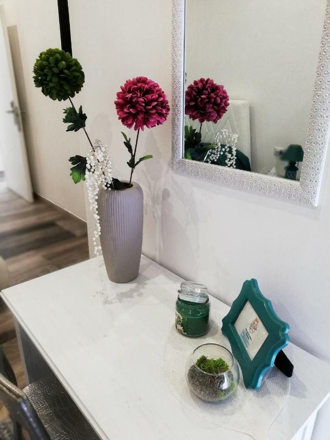 Aleandre Bed & Breakfast Foggia Bagian luar foto