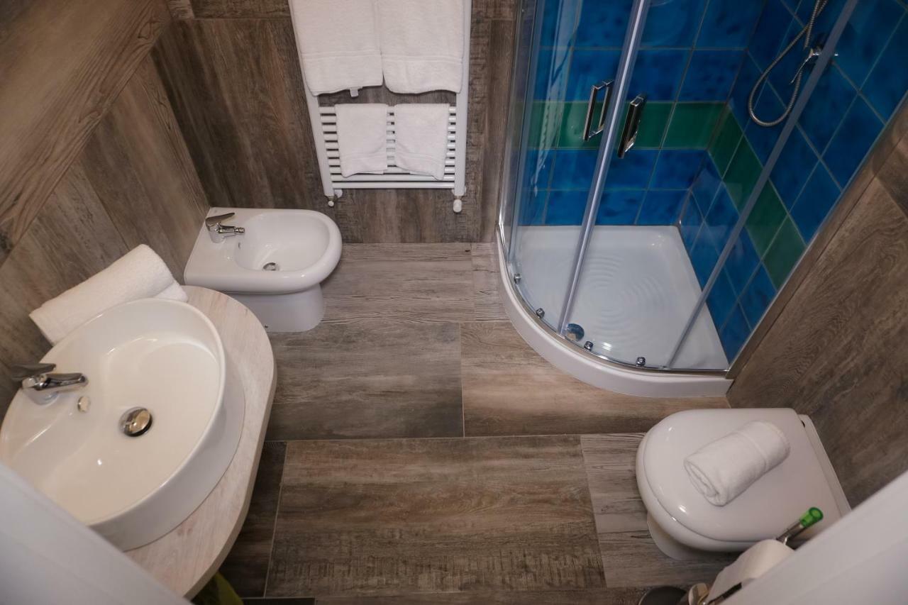 Aleandre Bed & Breakfast Foggia Bagian luar foto