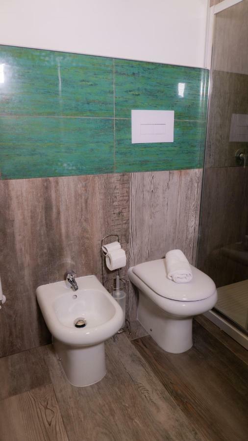 Aleandre Bed & Breakfast Foggia Bagian luar foto