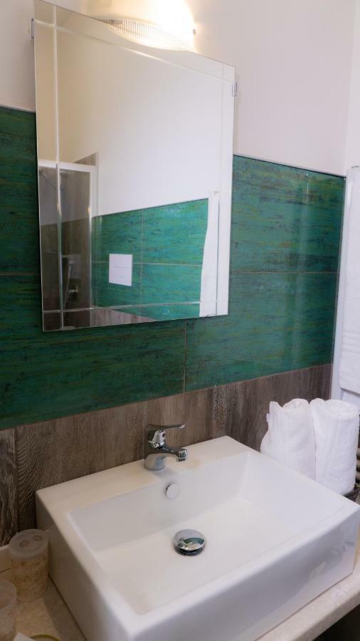 Aleandre Bed & Breakfast Foggia Bagian luar foto