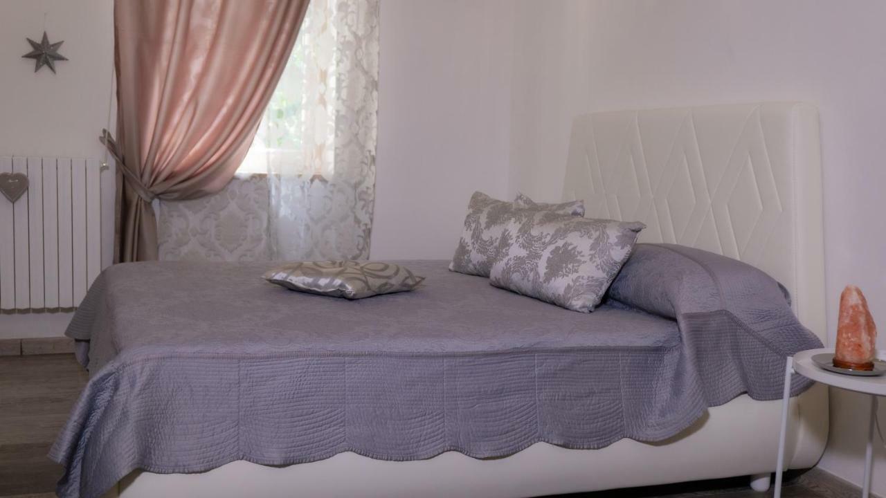 Aleandre Bed & Breakfast Foggia Bagian luar foto
